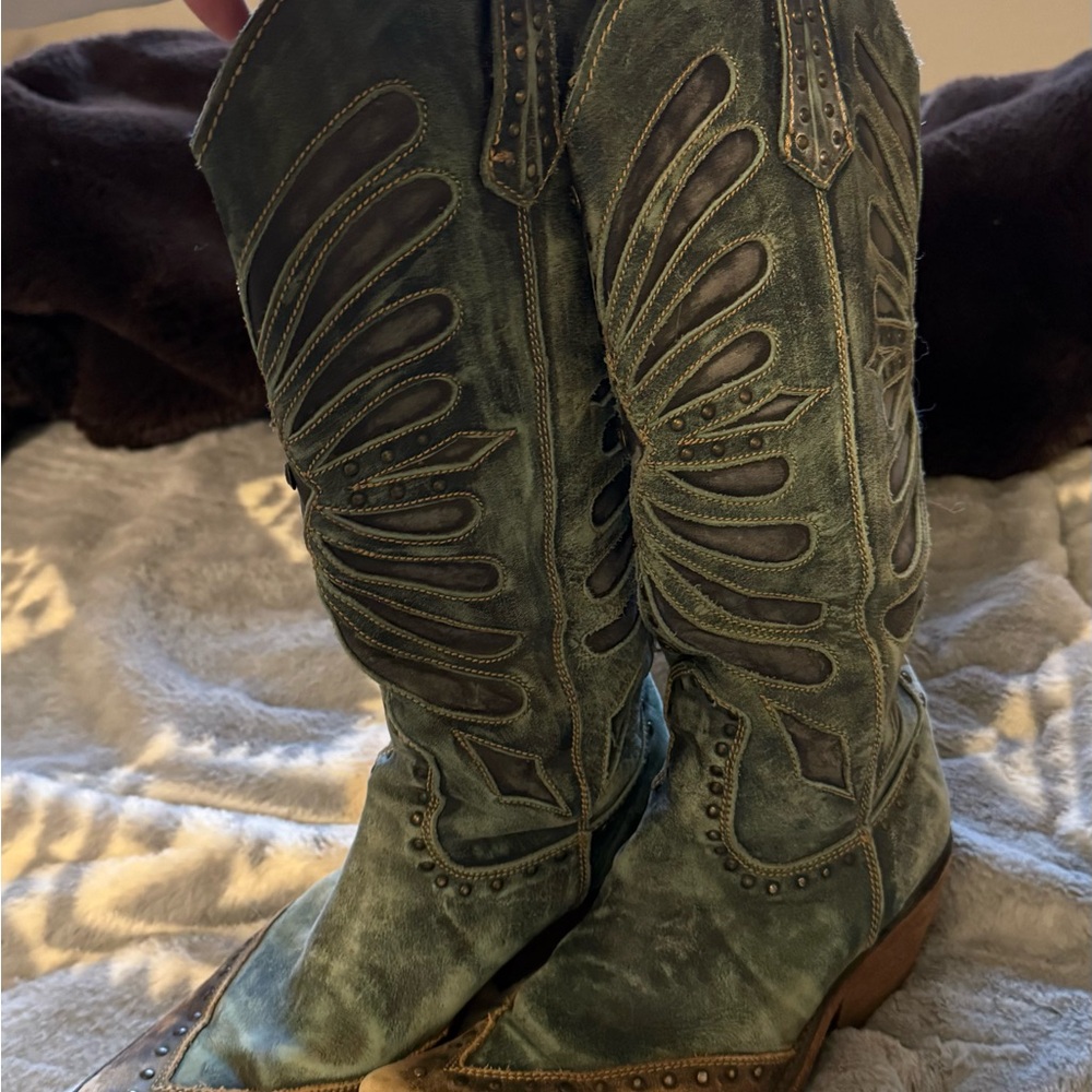 LIBERTY Black Green Leather Western Boots